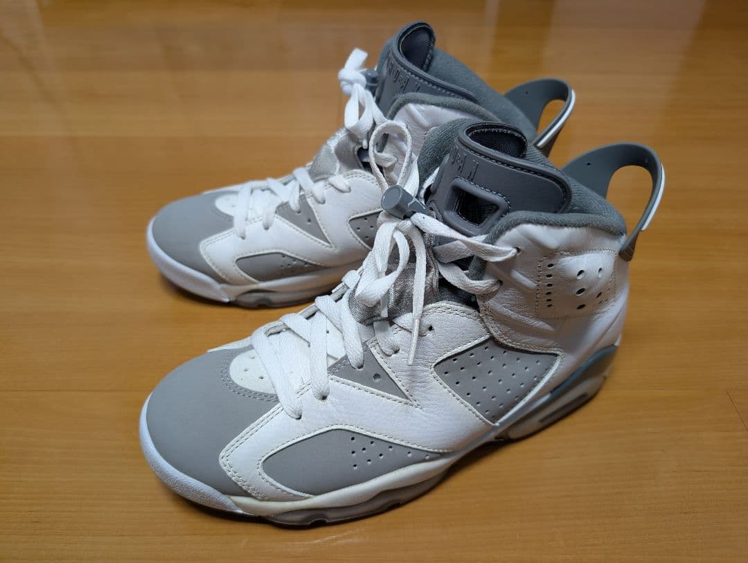 Air Jordan 6 ホワイト/グレー