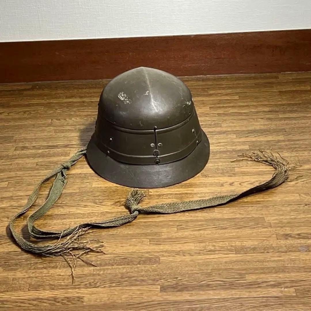 軍隊ヘルメット