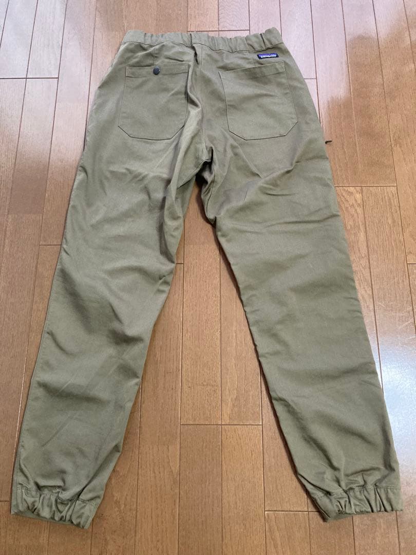 【新品】パタゴニアツイルトラベラーパンツ