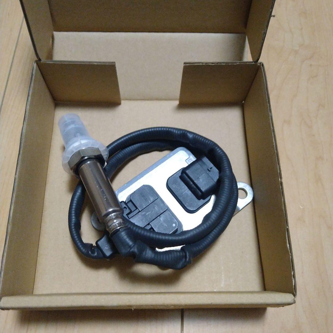 ふそう　キャンター NOxセンサー ME427826 配線ハーネス付き