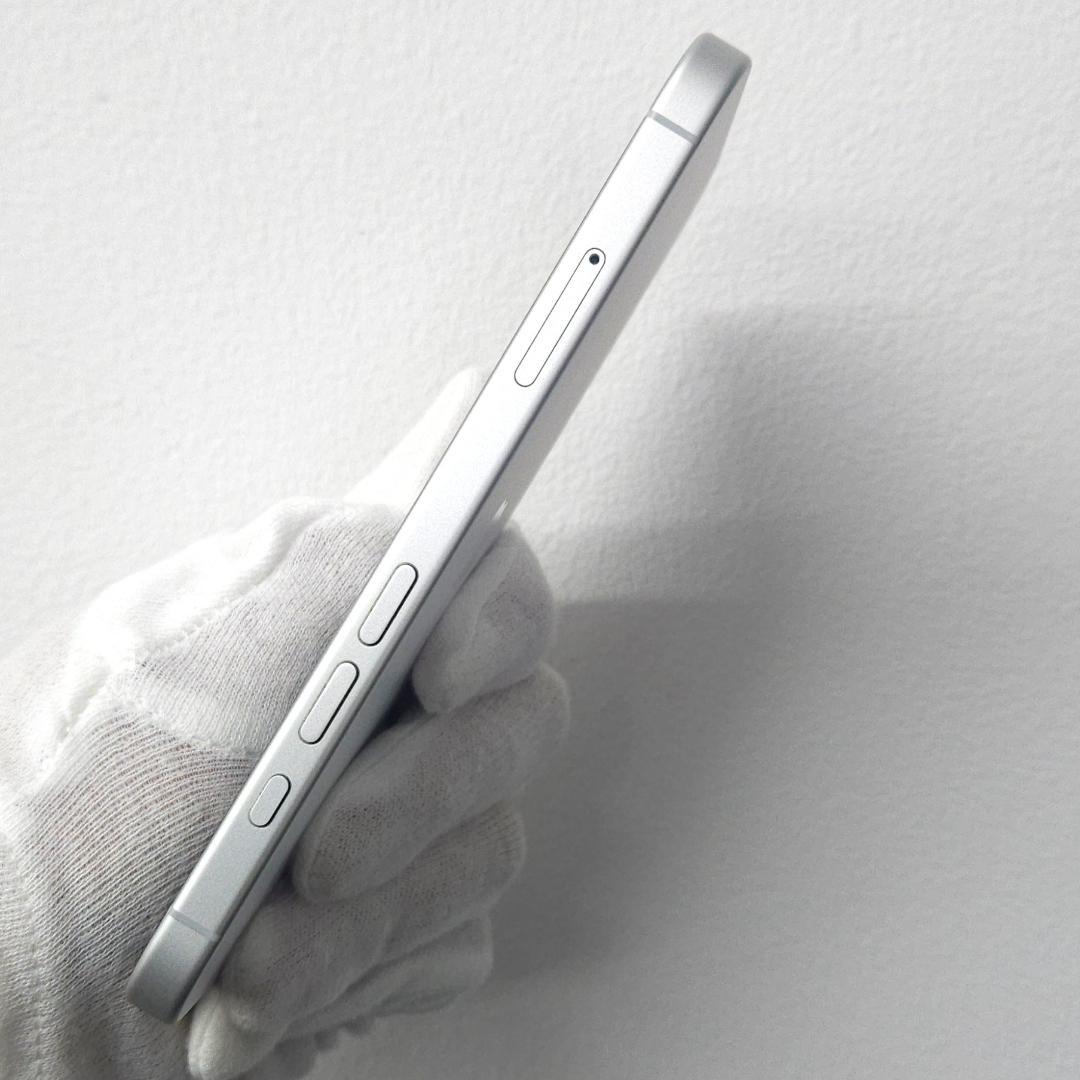 iPhone 16 256GB ホワイト SIMフリー 【A級】