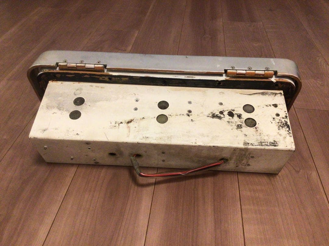 近鉄特急車　灯具