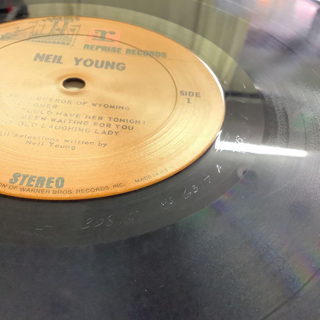 輸入盤LPレコード　NEIL YOUNG / ニール・ヤング　　　LR3FN