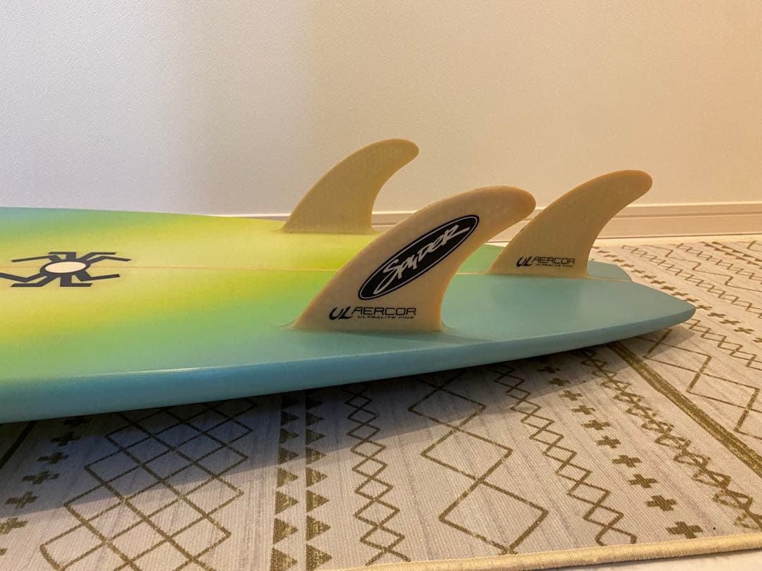 サーフボード　ブランド(スパイダー)