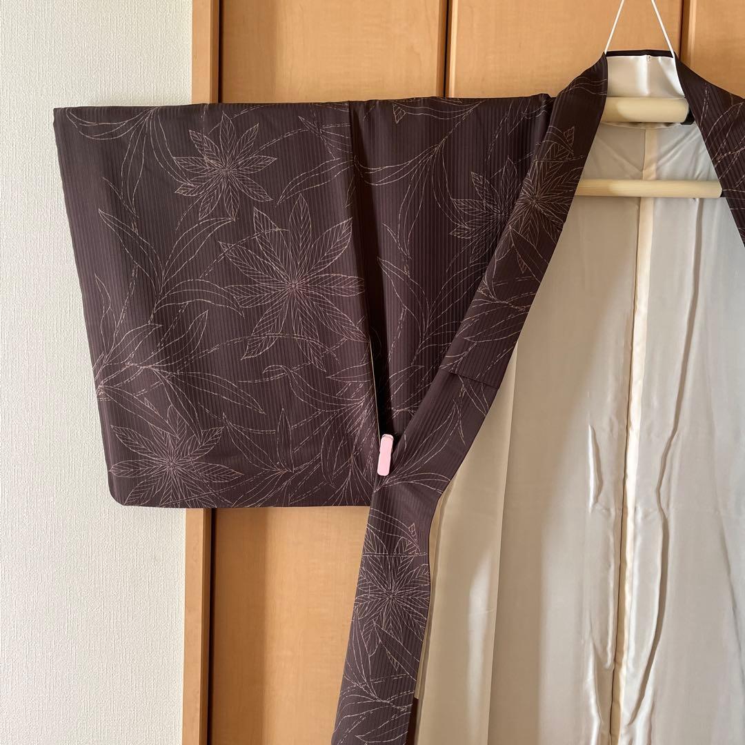 丹波縮緬　小紋 着物 ダークグレー 葉柄刺繍　長襦袢（着物と同サイズ）　セット