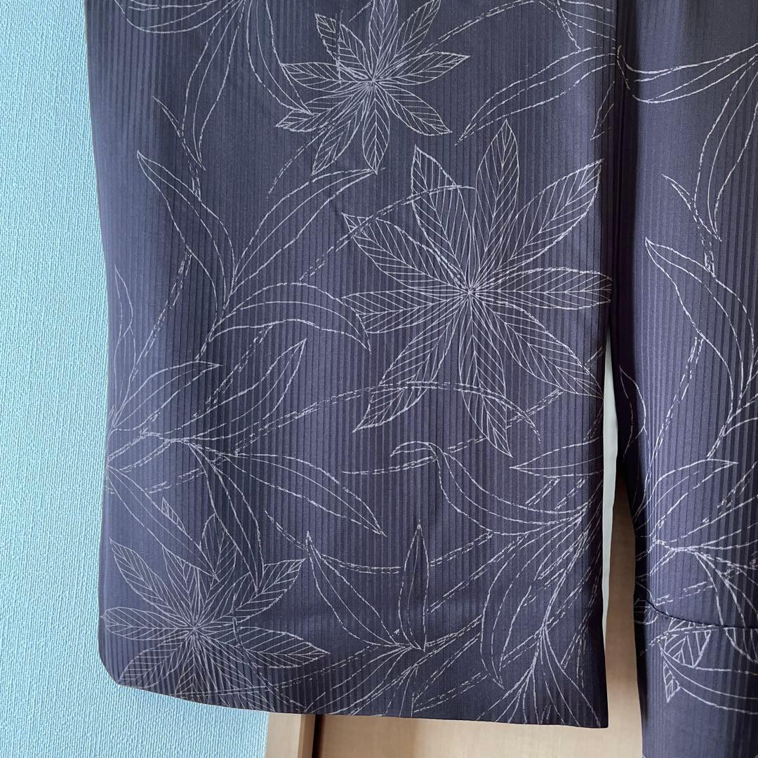 丹波縮緬　小紋 着物 ダークグレー 葉柄刺繍　長襦袢（着物と同サイズ）　セット