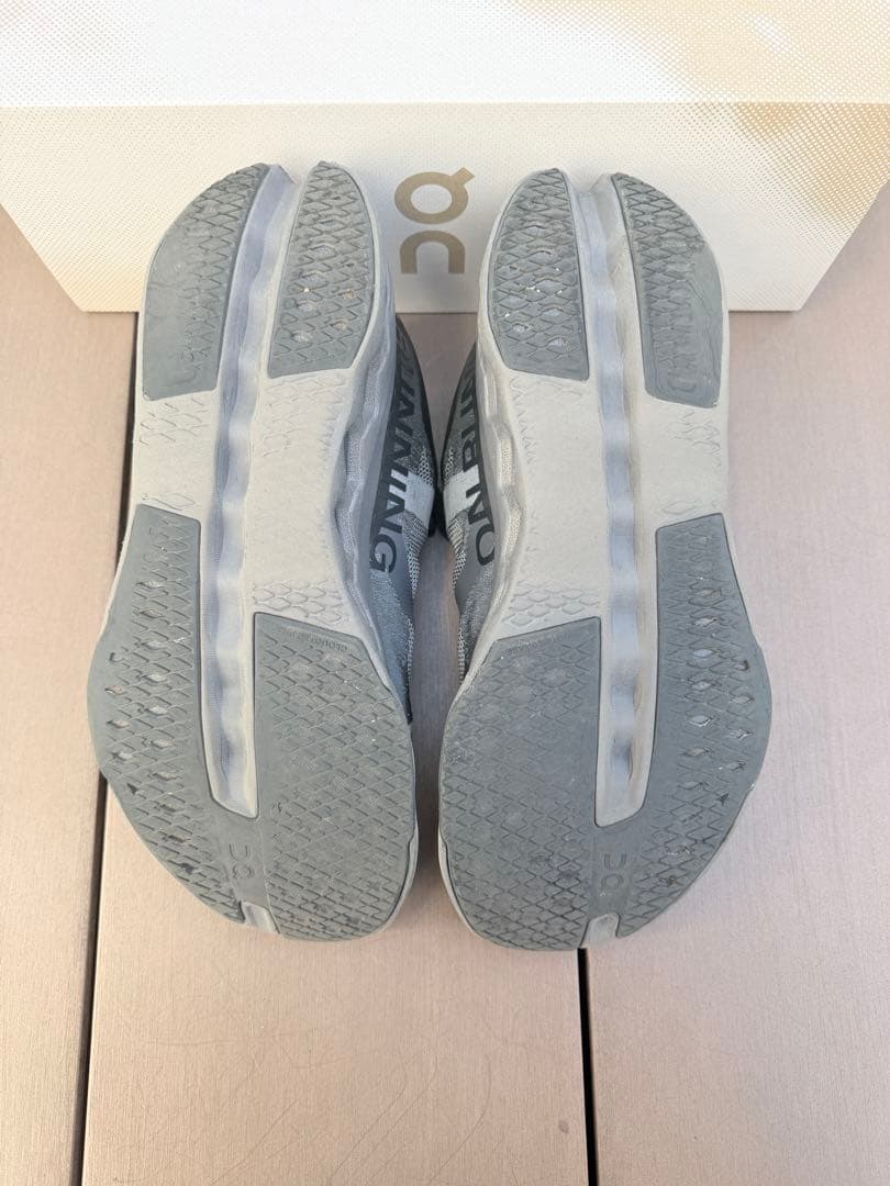 Cloud クラウドサーファーnext 26.5cm Black/Eclipse