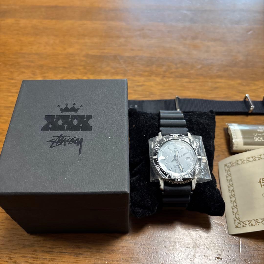 Stussy ソーラーウォッチ ブラック ラバーベルト