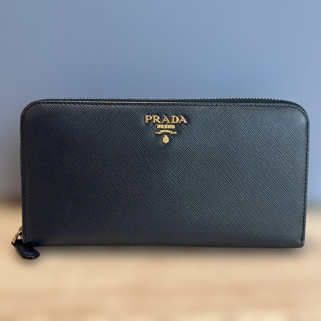 【美品】※限定色PRADA プラダ サフィアーノ 長財布 ラウンドジップ バルト