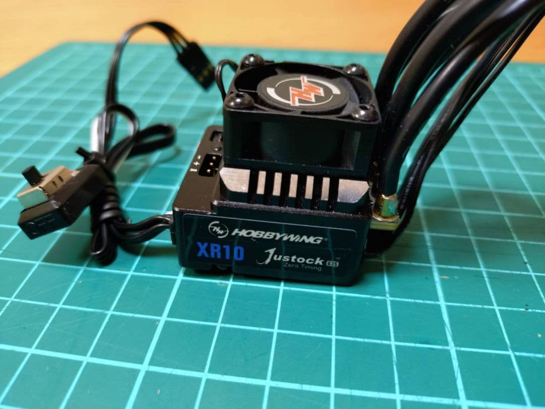 ★なみぞー★ヨコモ ブラシレスモーター 30.5T、ホビーウイング ESC