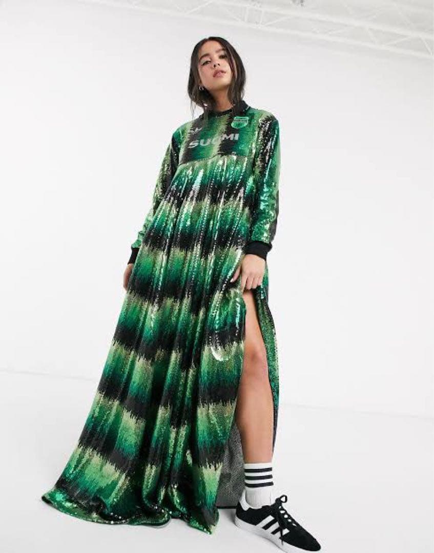 入手困難 新品 adidas×ANNA ISONIEMIスパンコールフレアドレス