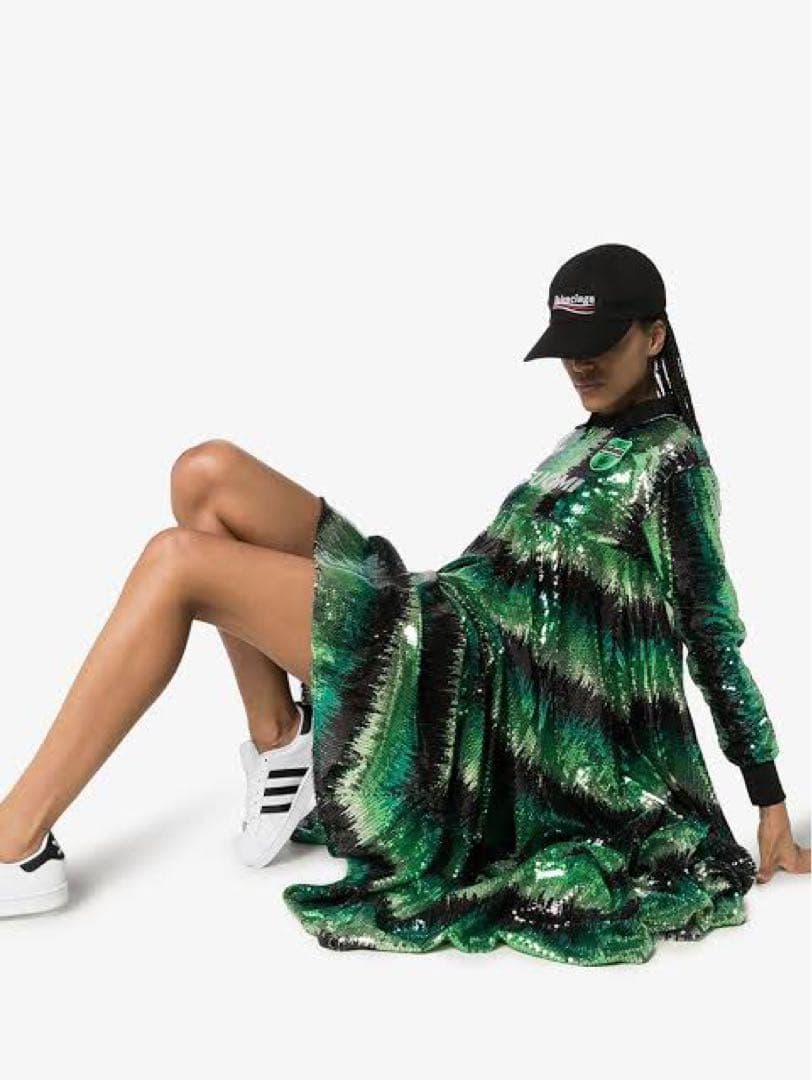 入手困難 新品 adidas×ANNA ISONIEMIスパンコールフレアドレス