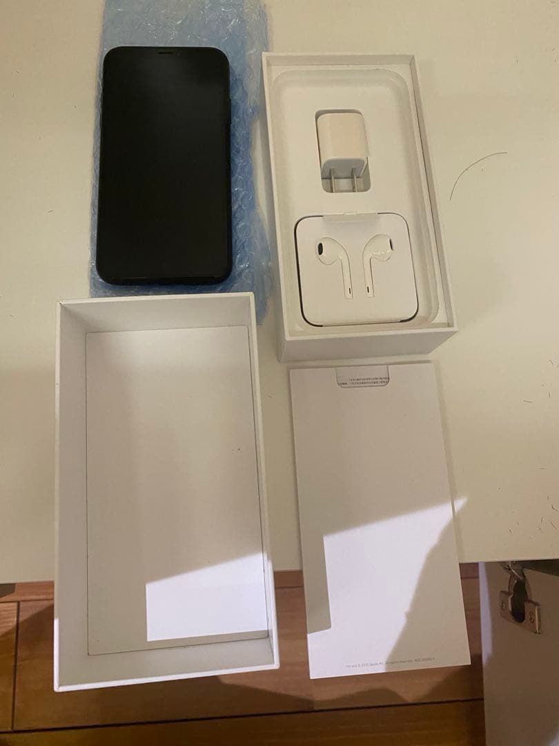 iPhone XR 64ギガ　ブラック