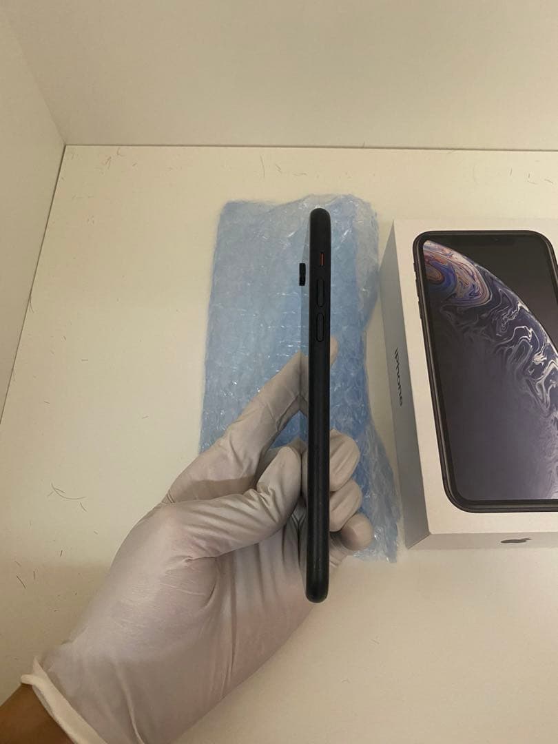 iPhone XR 64ギガ　ブラック