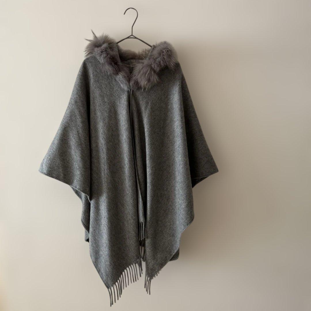 美品☆LANVIN ランバン 美品 フード付き ポンチョ ストール ライトグレー