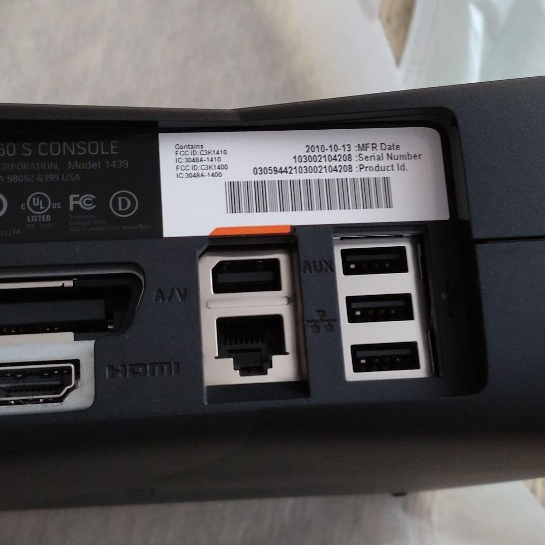 Microsoft Xbox360 XBOX 360 4GB + KINECT…