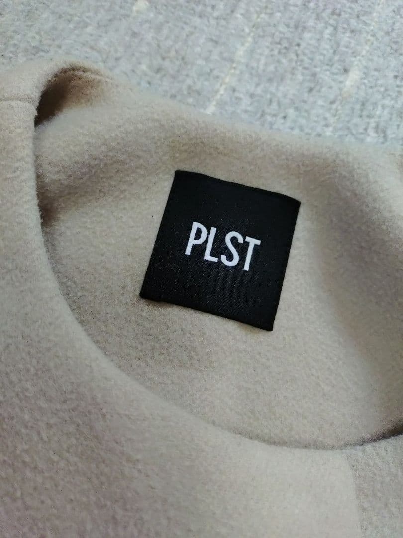 PLST ウールモッサノーカラーハーフコート