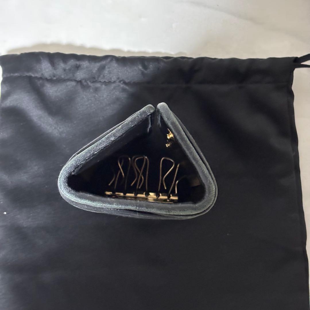 MIUMIU マテラッセ レザーメタルロゴ 6連キーケース