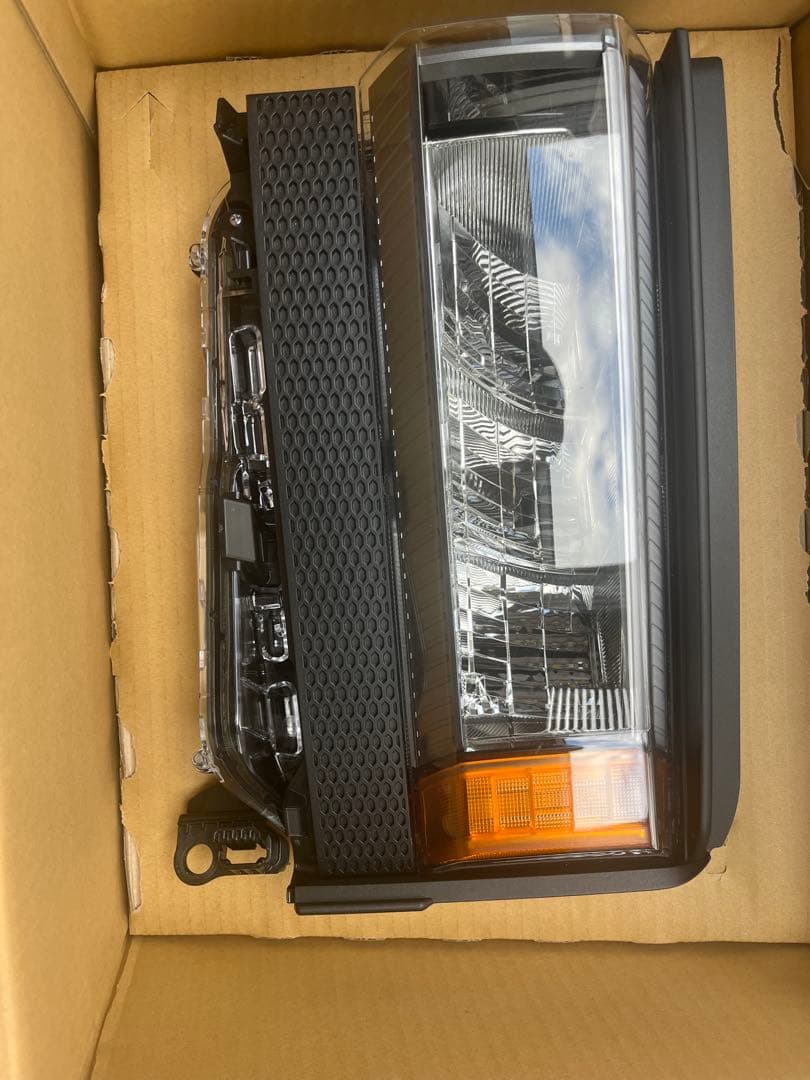 【新品】ランドクルーザー250VX ヘッドライト