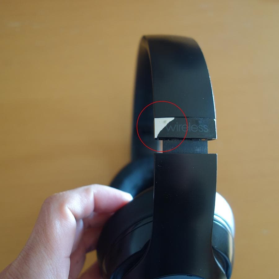 【2022年製美品】BEATS STUDIO3 ワイヤレスヘッドホン 黒