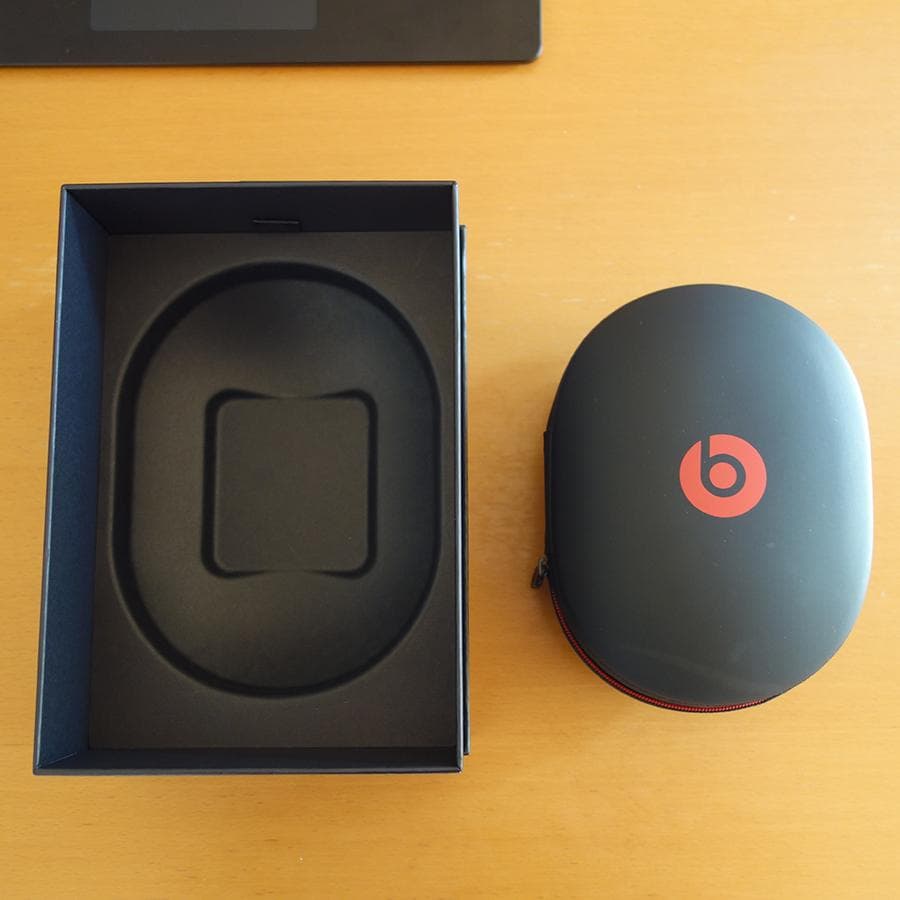 【2022年製美品】BEATS STUDIO3 ワイヤレスヘッドホン 黒