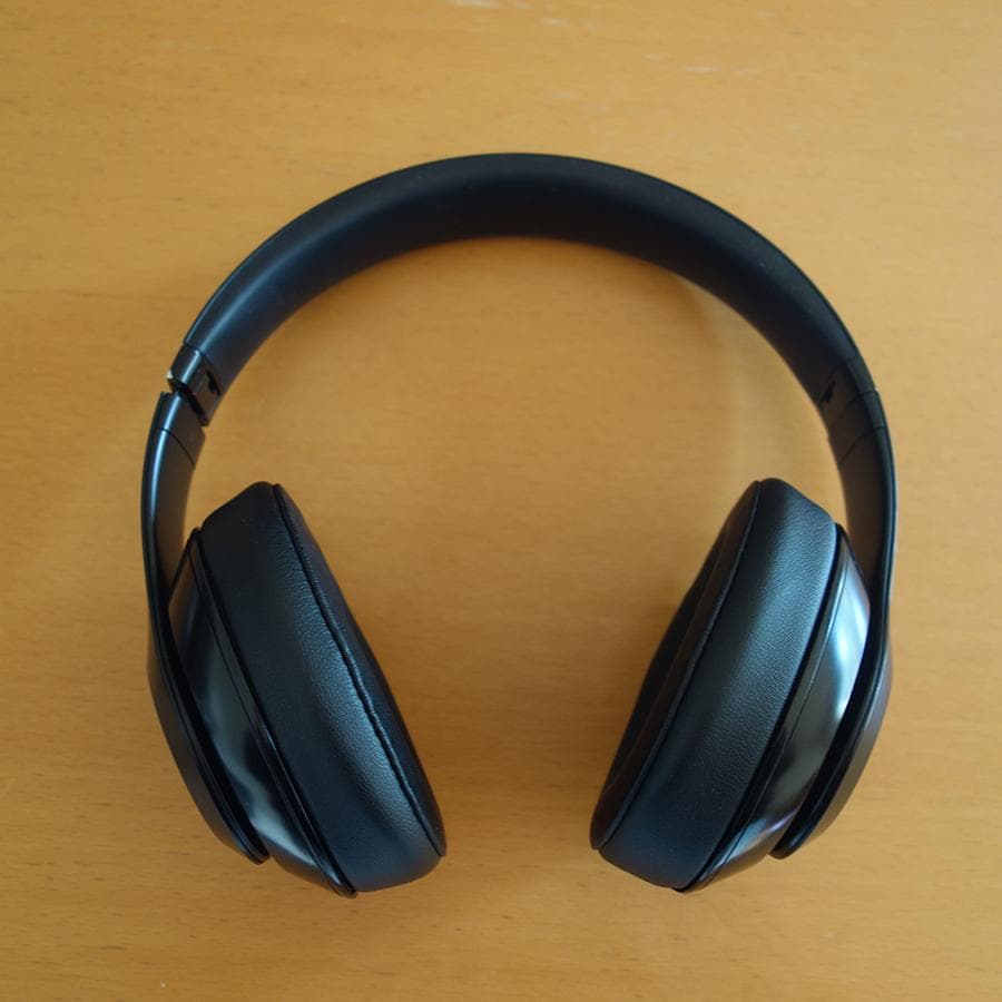 【2022年製美品】BEATS STUDIO3 ワイヤレスヘッドホン 黒