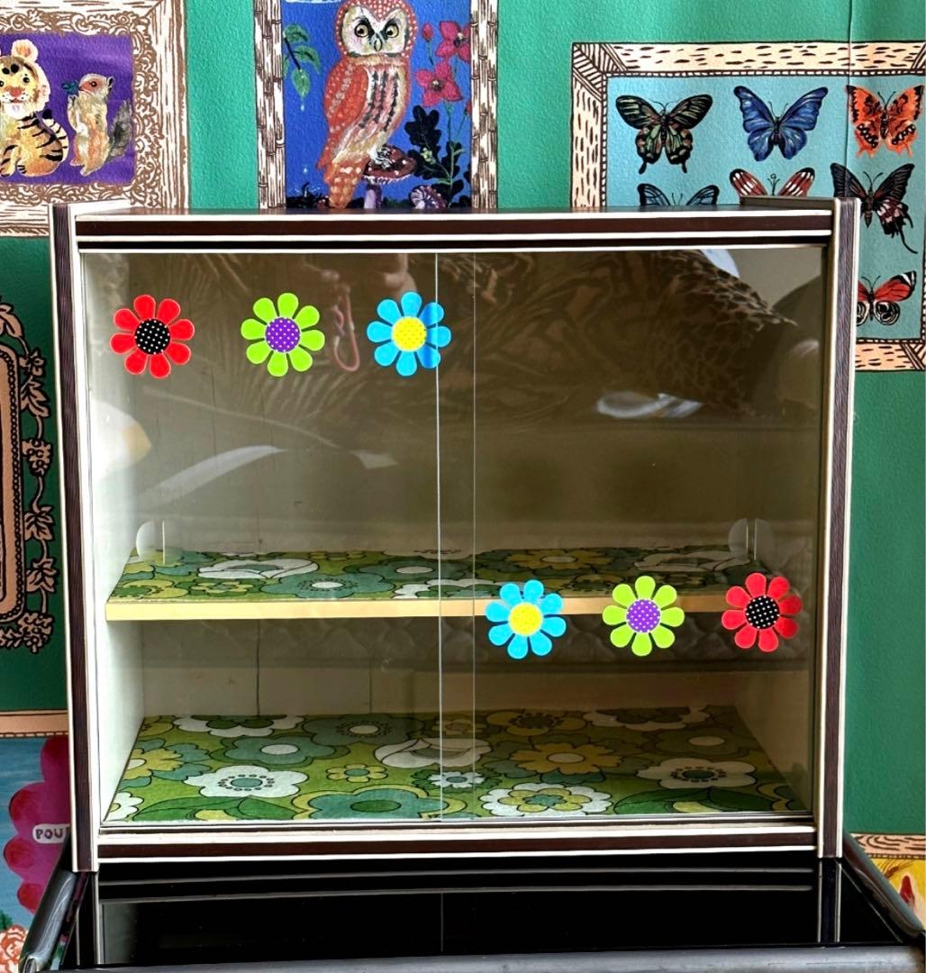 昭和レトロ　食器棚　ショーケース　ガラス戸　飾り棚　レトロポップ