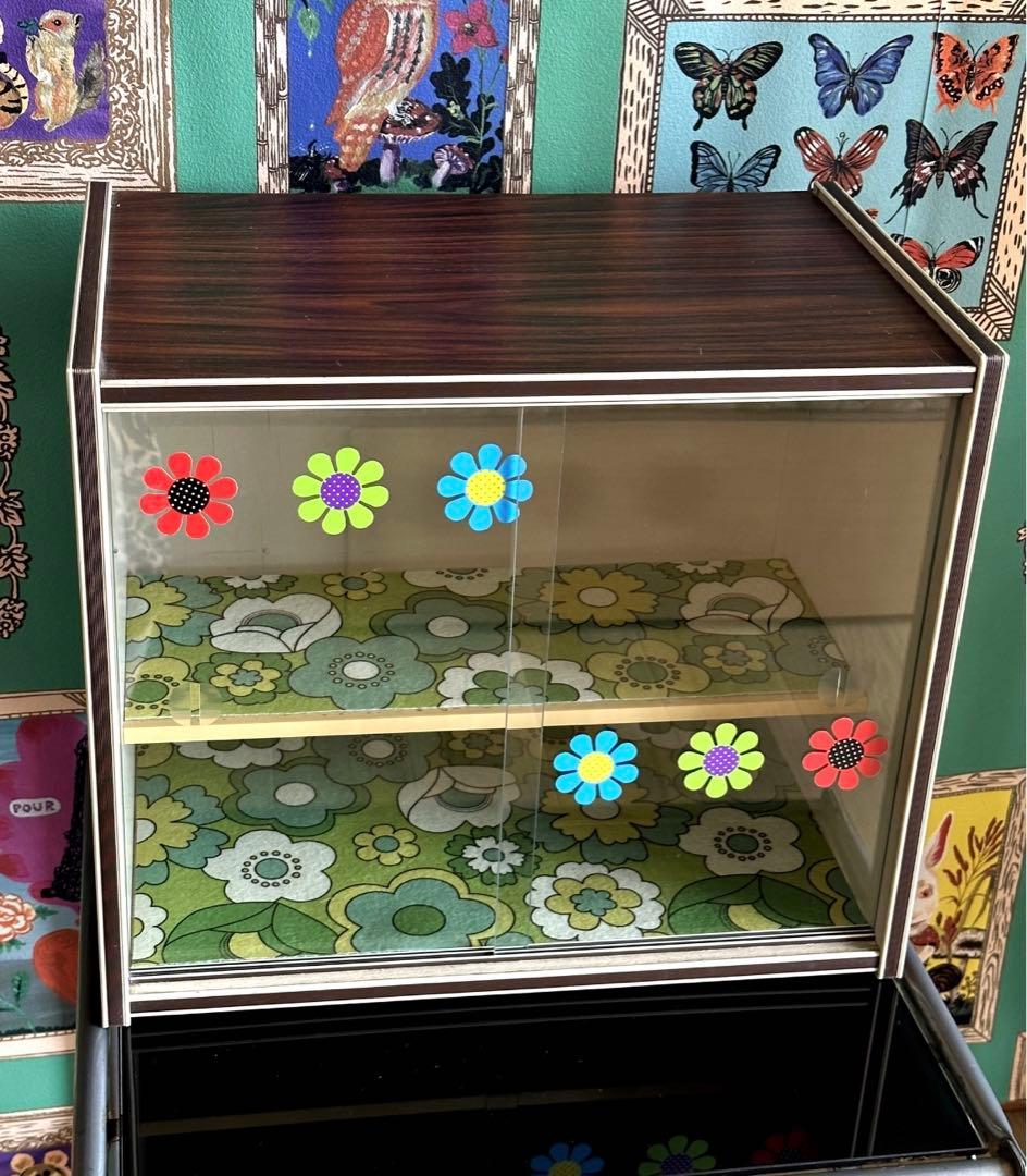 昭和レトロ　食器棚　ショーケース　ガラス戸　飾り棚　レトロポップ