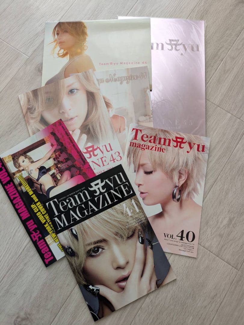 浜崎あゆみ ファンクラブ会報 グッズ 缶バッチ ポストカード 写真集 文房具