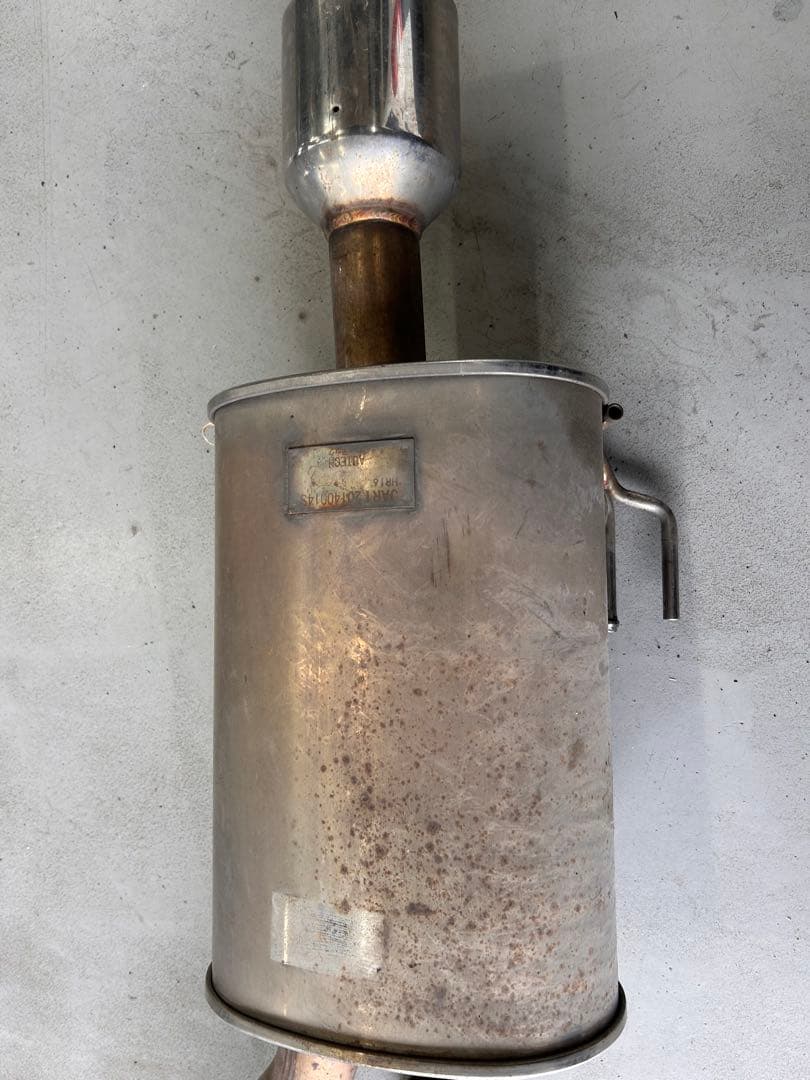 ニッサン ノートE12nismo S 純正マフラー 値下げ交渉致します。