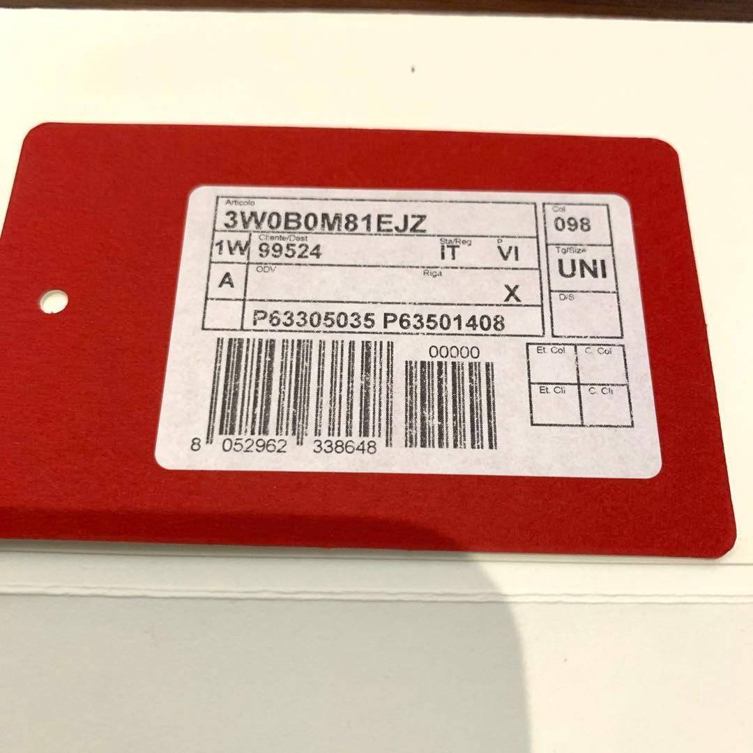 white さま　　ヴァレンティノ ロックスタッズ　トップハンドル