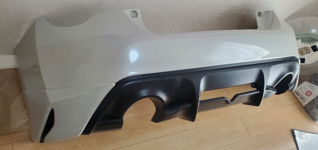 86 ZN6 後期バンパーモデリスタリアスパッツ付き