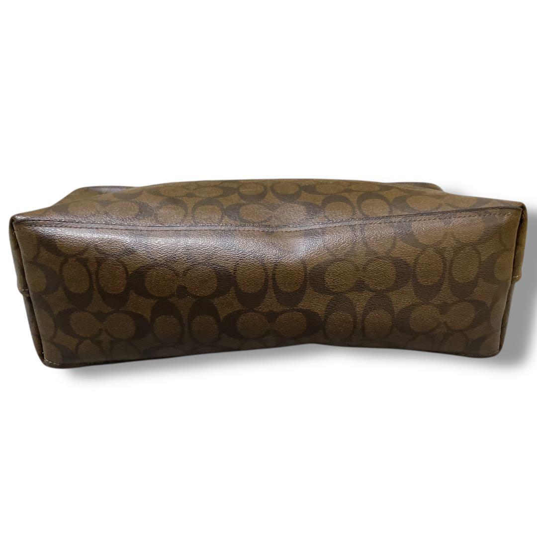 コーチ 未使用品 A4収納可 肩掛け可 シグネチャー トートバッグ ブラウン