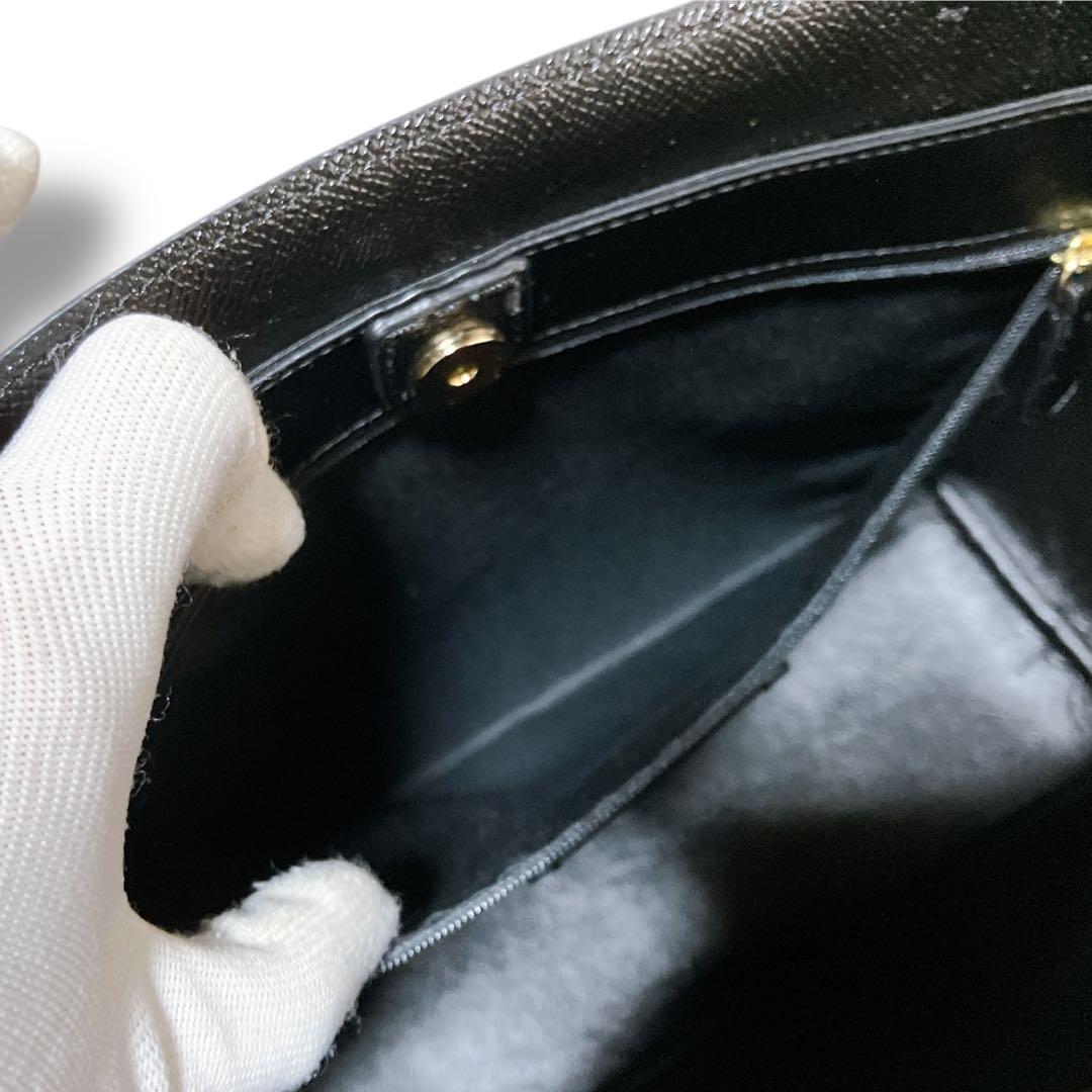 コーチ 未使用品 A4収納可 肩掛け可 シグネチャー トートバッグ ブラウン