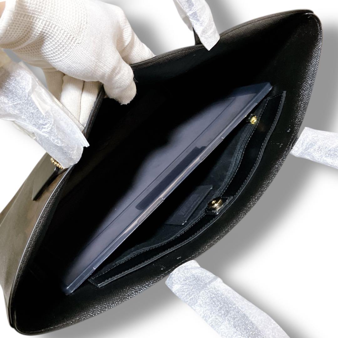 コーチ 未使用品 A4収納可 肩掛け可 シグネチャー トートバッグ ブラウン