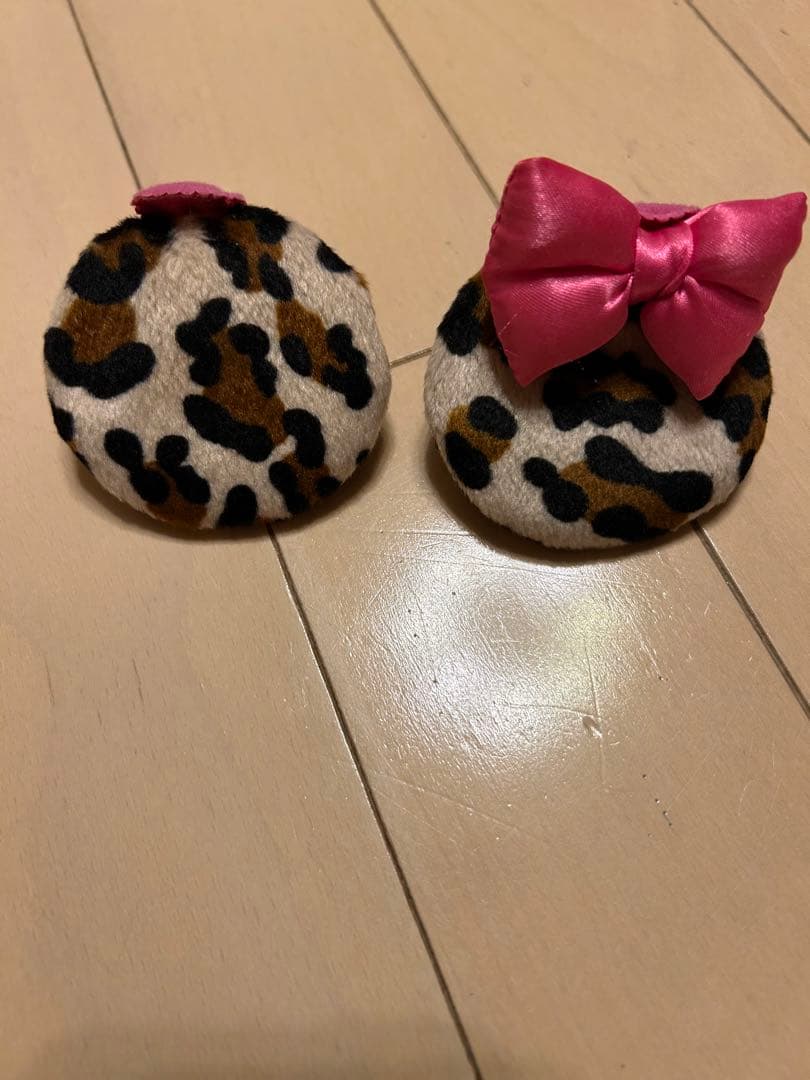 ディズニー　ミニーヒョウ柄ヘアピン