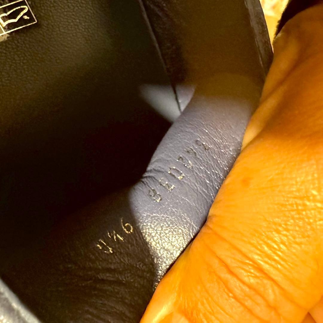 (新品未使用)GUCCI グッチ　本革　シューズ　ブルー　クレストロゴ　28