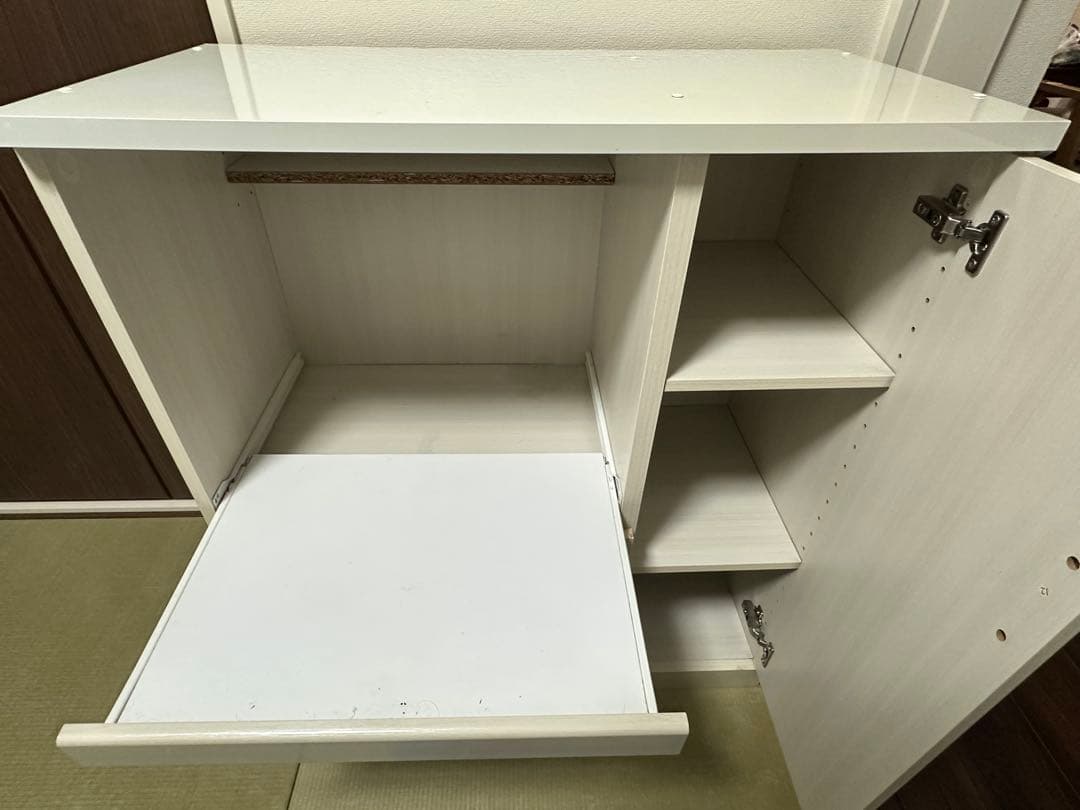 ホワイト キッチンカウンター 引き出し付き　レンジ台　ニトリ