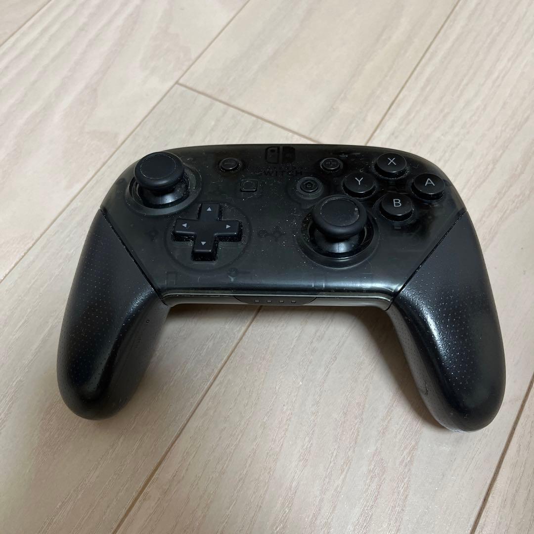 任天堂Switchプロコントローラー