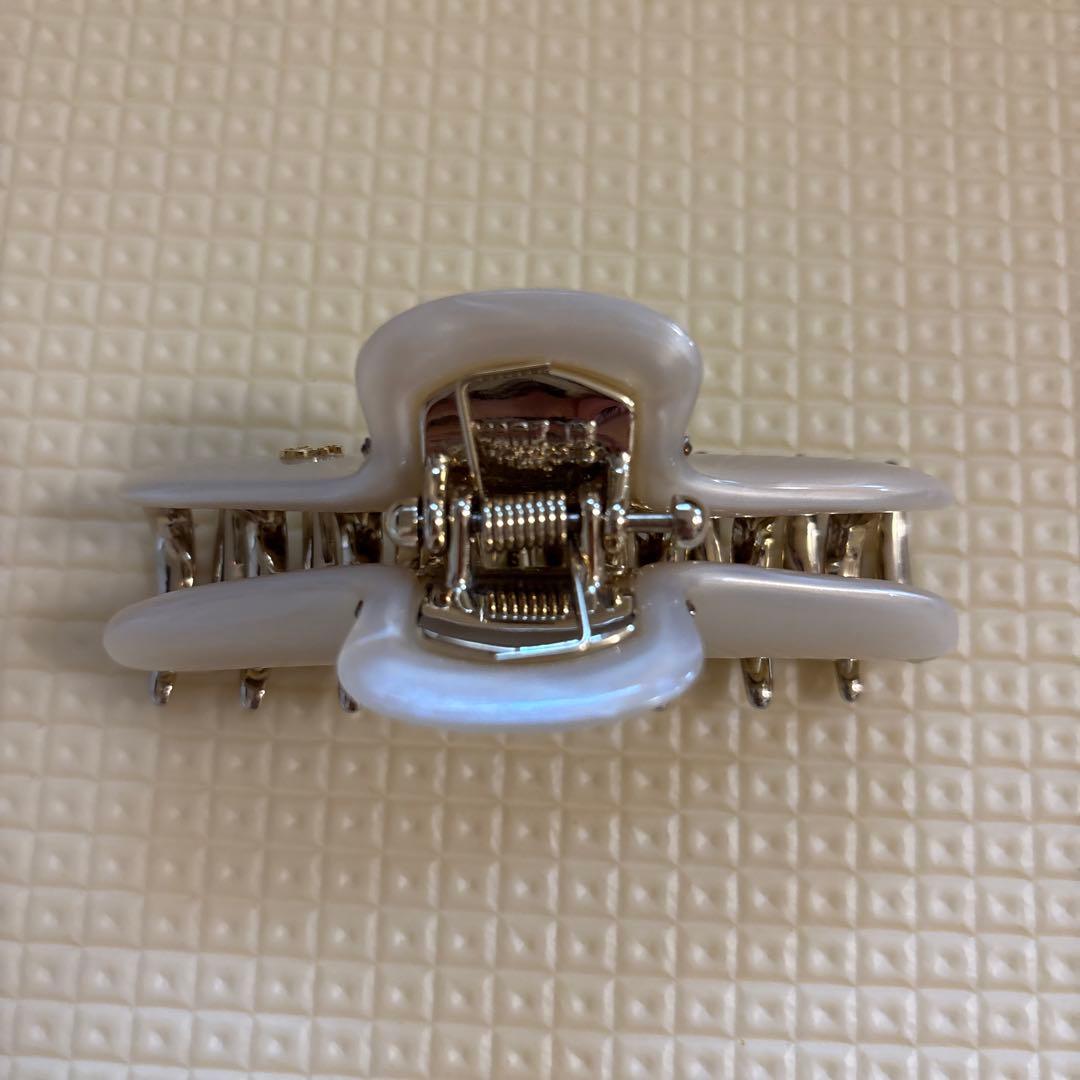 ぱるる : acca ヘアクリップニューコナーラパールホワイトL