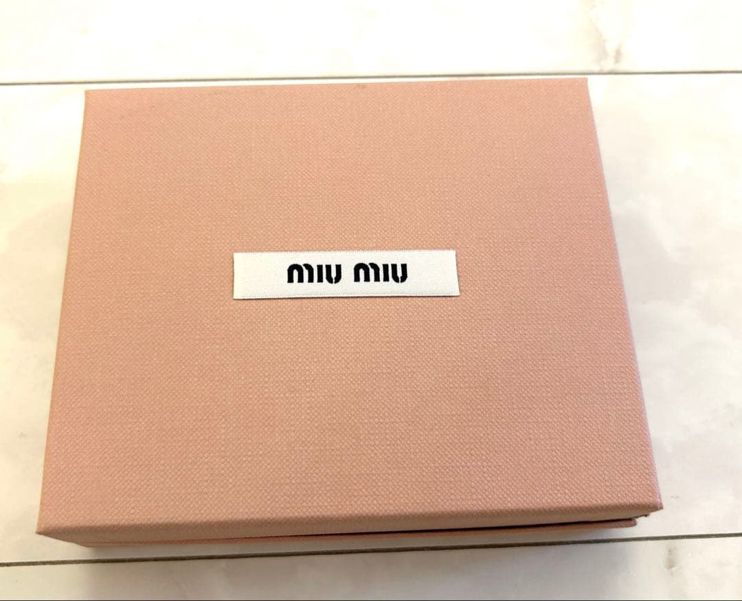 【週末価格！】miumiu ヘアピン　バレッタ　ヘアクリップ ブラック