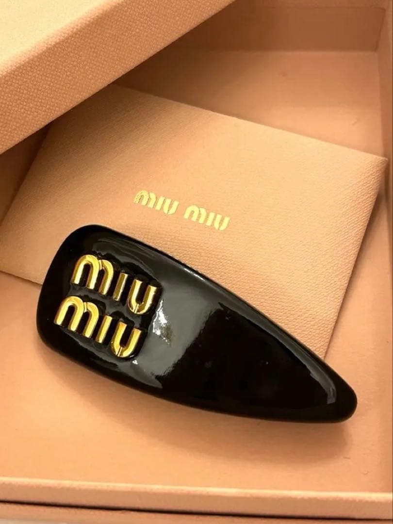 【週末価格！】miumiu ヘアピン　バレッタ　ヘアクリップ ブラック