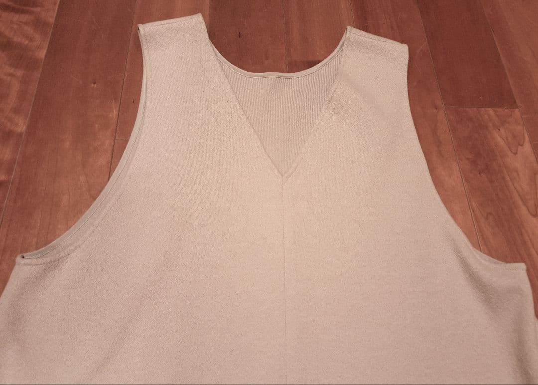 ピアズリー　ブークレワンピース　ベージュ　サイズ1