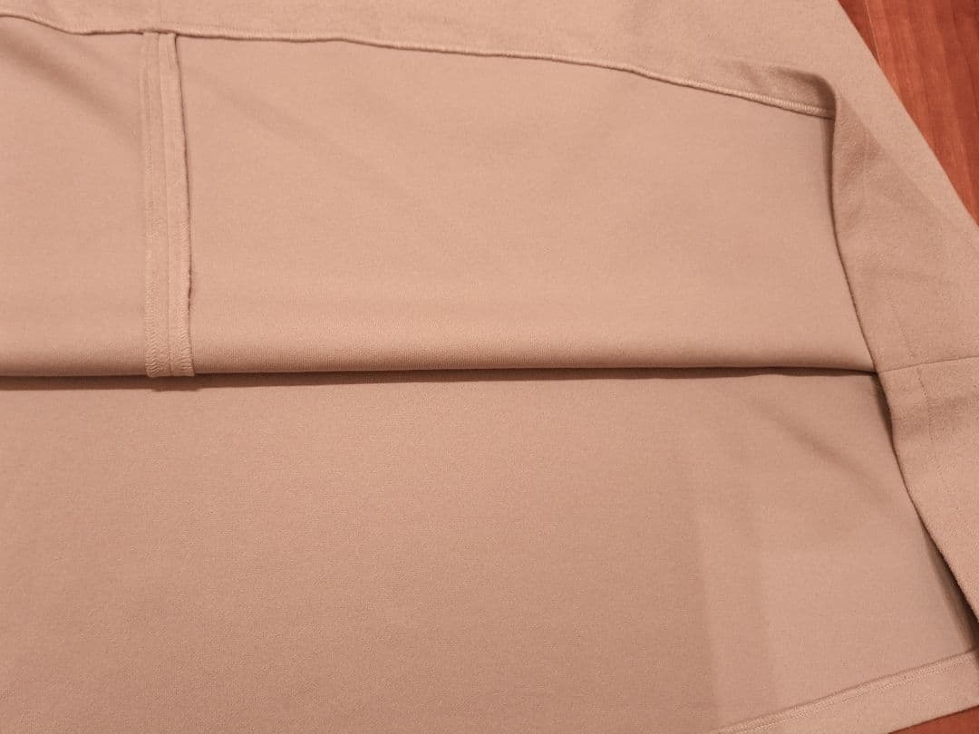 ピアズリー　ブークレワンピース　ベージュ　サイズ1