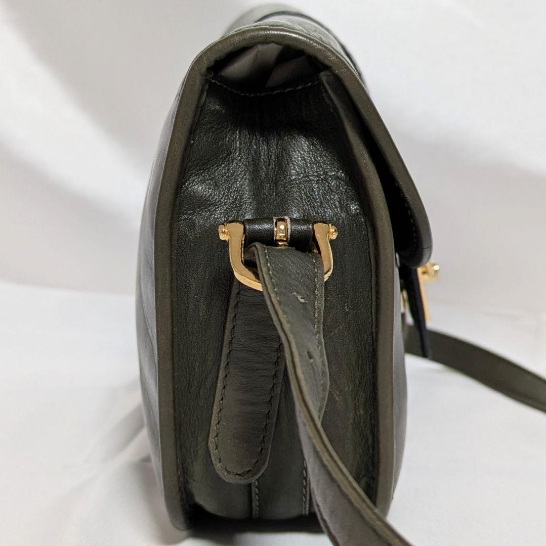 セリーヌ ショルダーバッグ ガンチーニ レザー 肩掛 フラップ 希少 カーキ