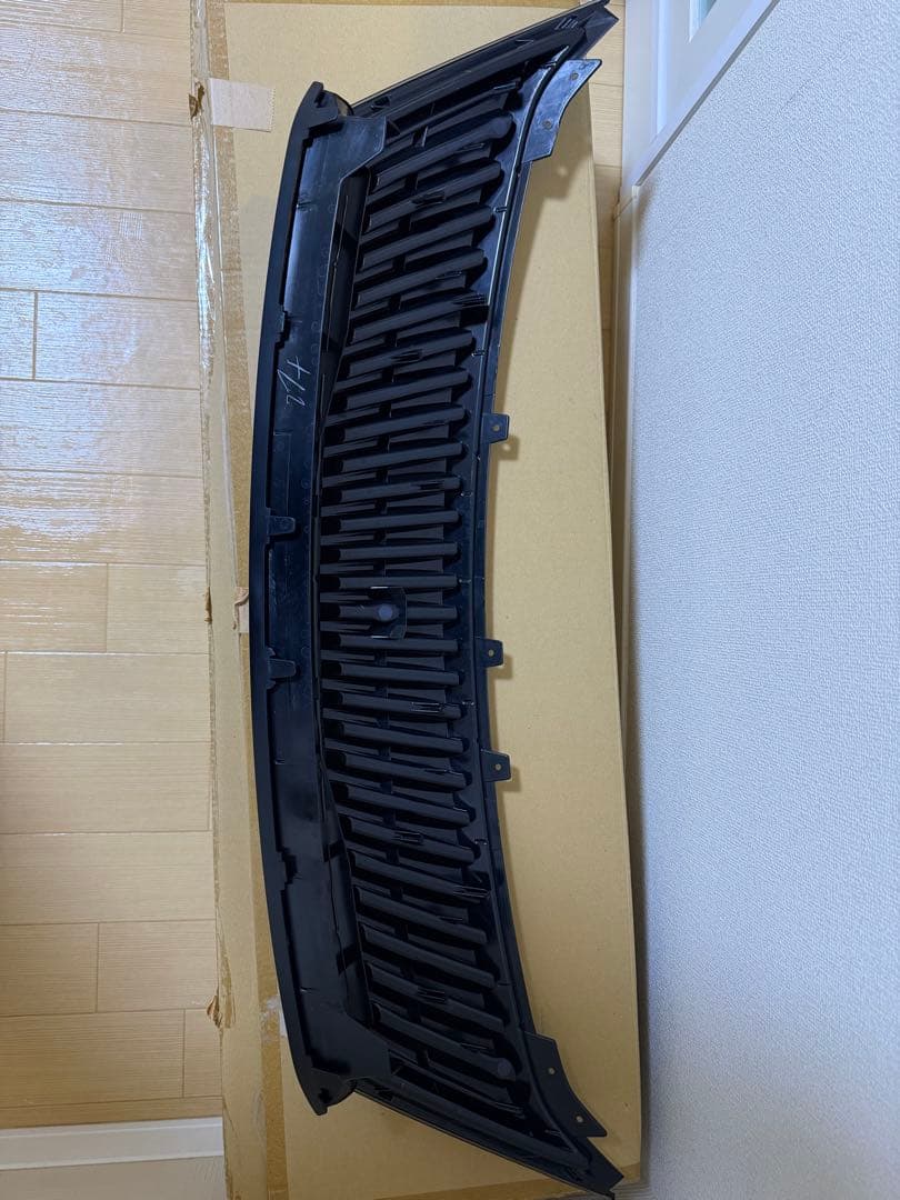 純正　ハリアー　60系　フロントグリル