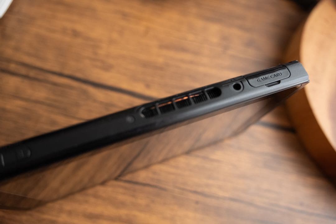 Nintendo switch 2018 モデル　本体