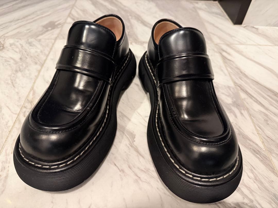 [ひかげ]BOTTEGA VENETA チャンキーソールローファー