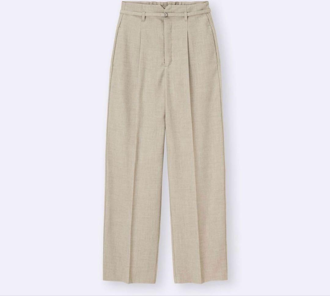 GU ベージュ ダブルブレストジャケット ベルテッド　ストレートパンツ Mサイズ