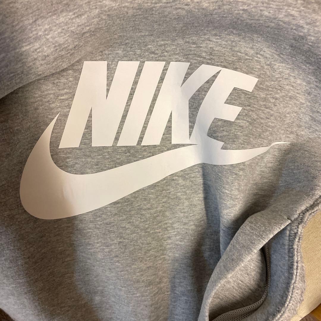 NIKE sacai トレーナー